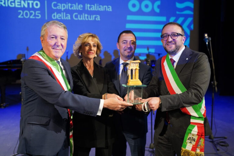 Fine di Capitale della cultura: Agrigento passa il testimone a L’Aquila Fine di Capitale della cultura: Agrigento passa il testimone a L’Aquila
