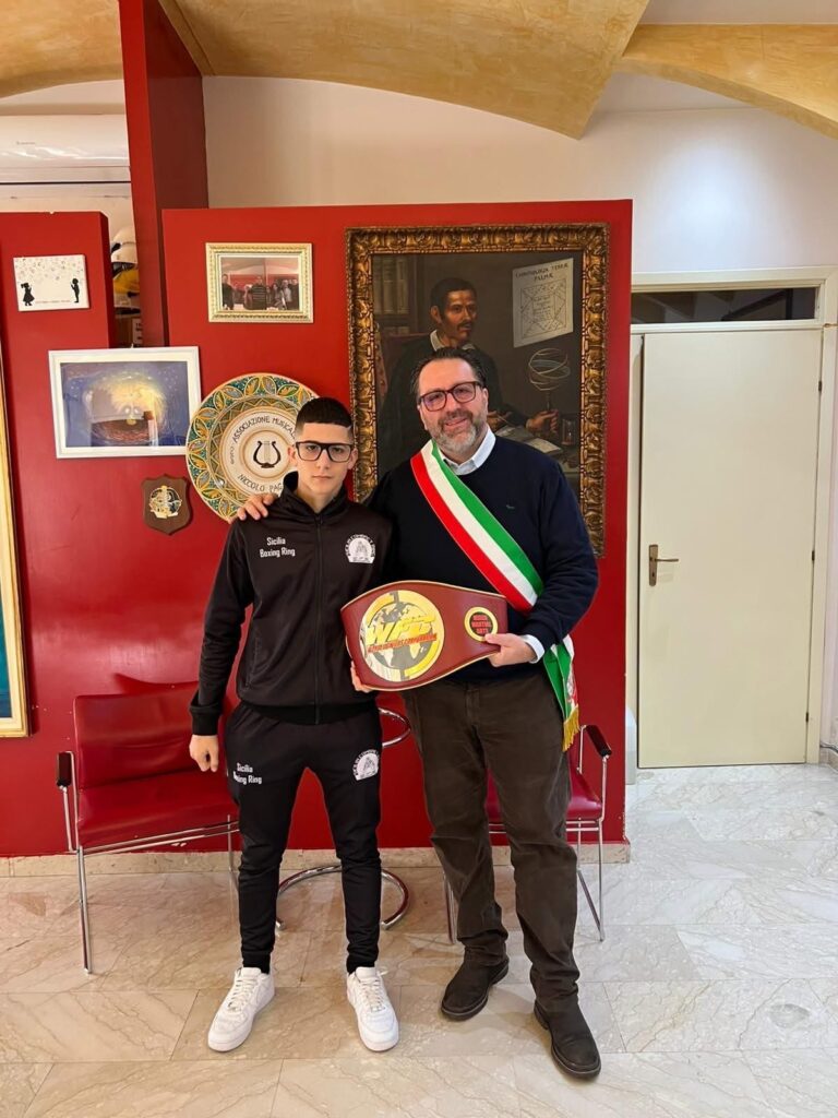 Palma di Montechiaro celebra Damiano Alotto, talento di Muay Thai Palma di Montechiaro celebra Damiano Alotto, talento di Muay Thai