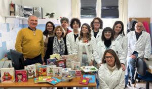 Oltre 1600 libri donati al reparto di Neuropsichiatria infantile