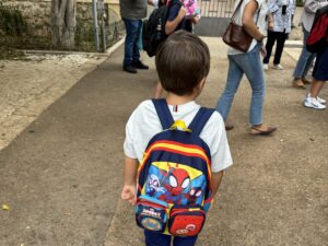 La lettera intensa di un maestro: “Quanti primi giorni di scuola…”