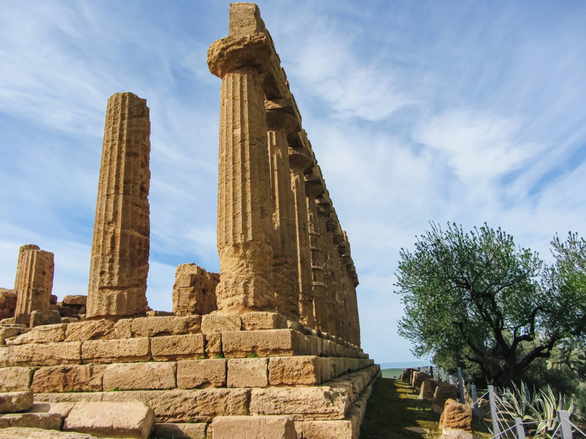 Akragas, riemerge la città degli artigiani: scoperte grandi fornaci greche Akragas, riemerge la città degli artigiani: scoperte grandi fornaci greche