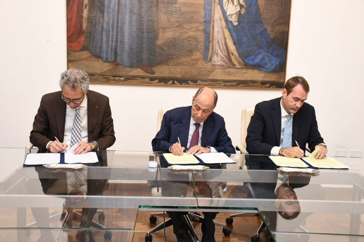 Schifani e Sammartino: «Vicini ai pescatori di Licata, 2 milioni di compensazioni» Schifani e Sammartino: «Vicini ai pescatori di Licata, 2 milioni di compensazioni»