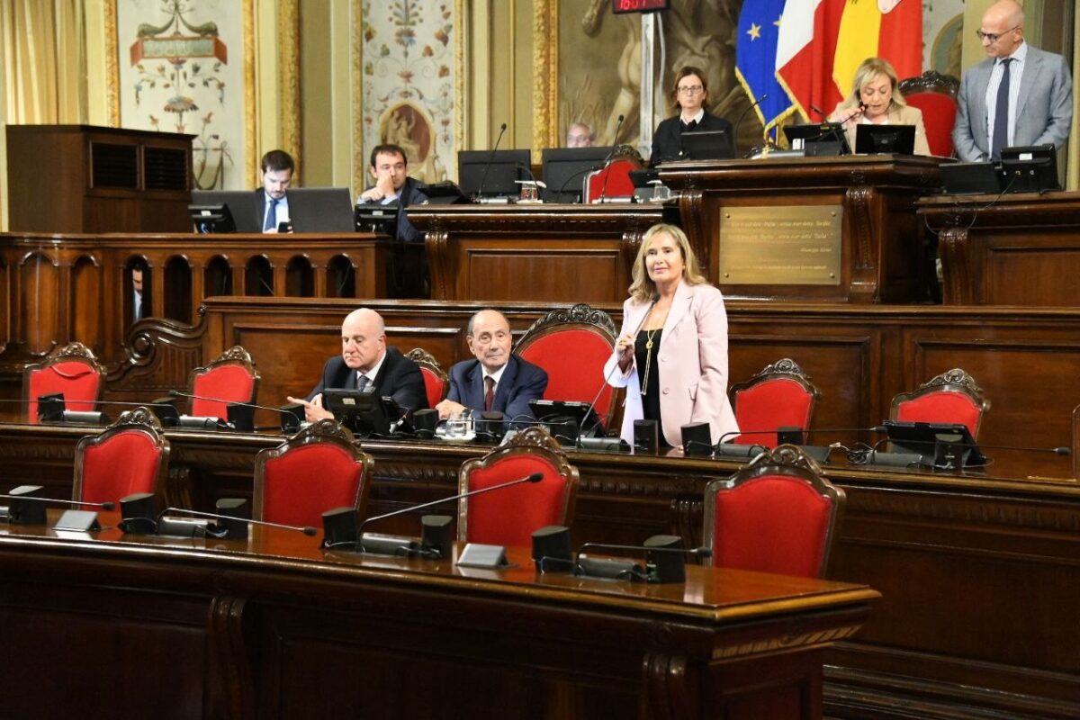 Regione, il neo assessore alla Funzione pubblica Garigliano giura all'Ars Regione, il neo assessore alla Funzione pubblica Garigliano giura all'Ars