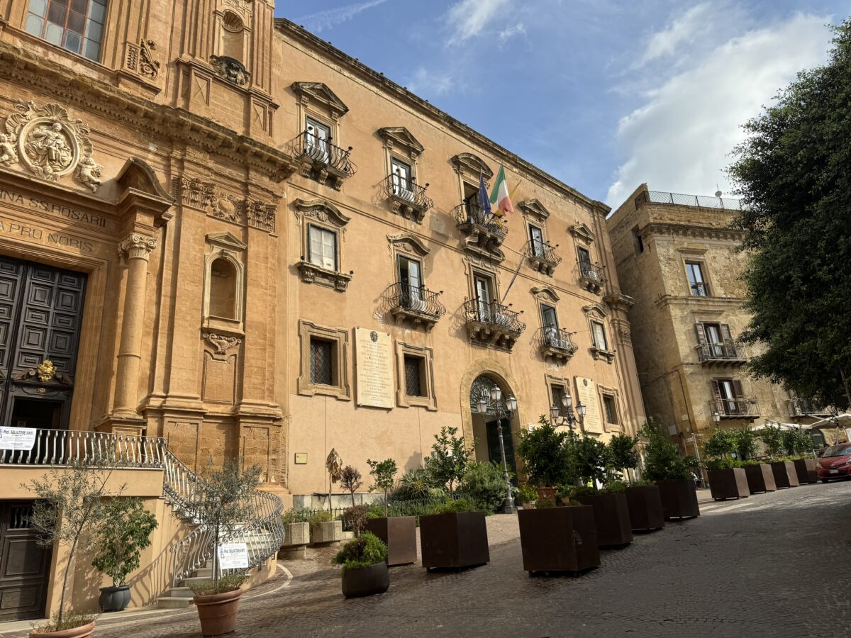 Palazzo dei Giganti, quattro secoli di storia nel cuore di Agrigento Palazzo dei Giganti, quattro secoli di storia nel cuore di Agrigento
